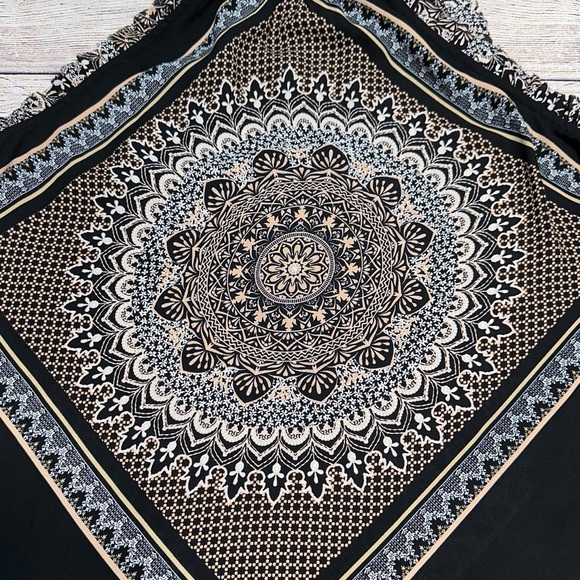 1. State Black and Cream Medallion  Patterned Halter Blouse Size M - Picture 8 of 13